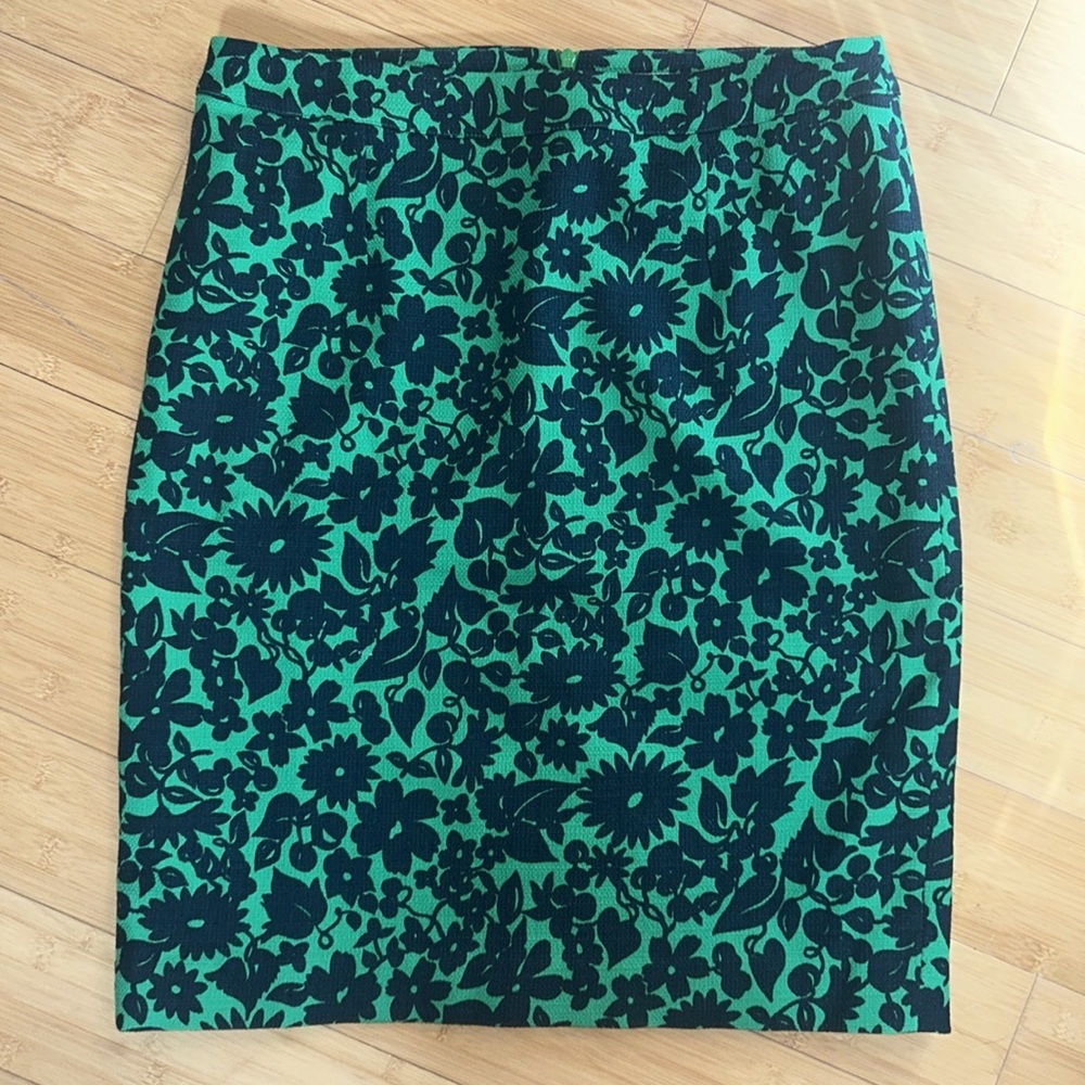 Boden Green and Navy Floral Pencil Skirt
